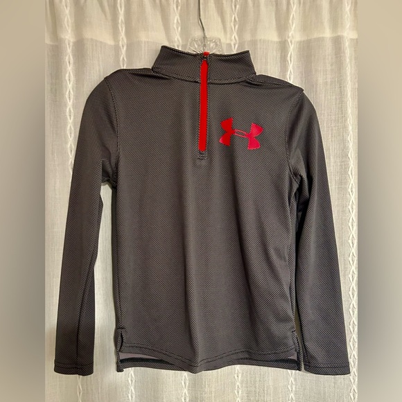 Boys Under Armour pull over shirt. Youth size medium. - Picture 7 of 7